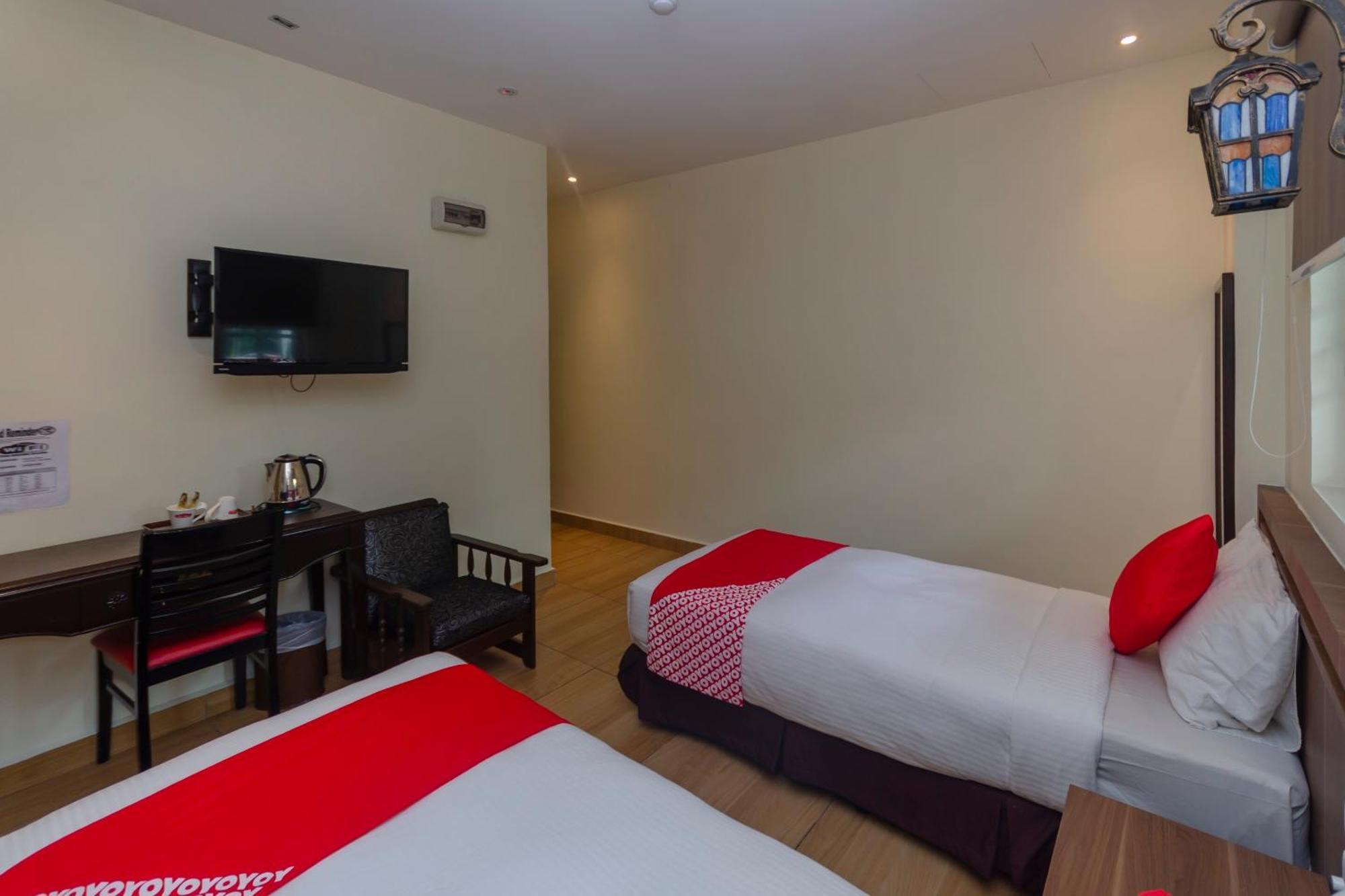 Super Oyo 596 The Vintage Hotel Johor Bahru Exterior photo