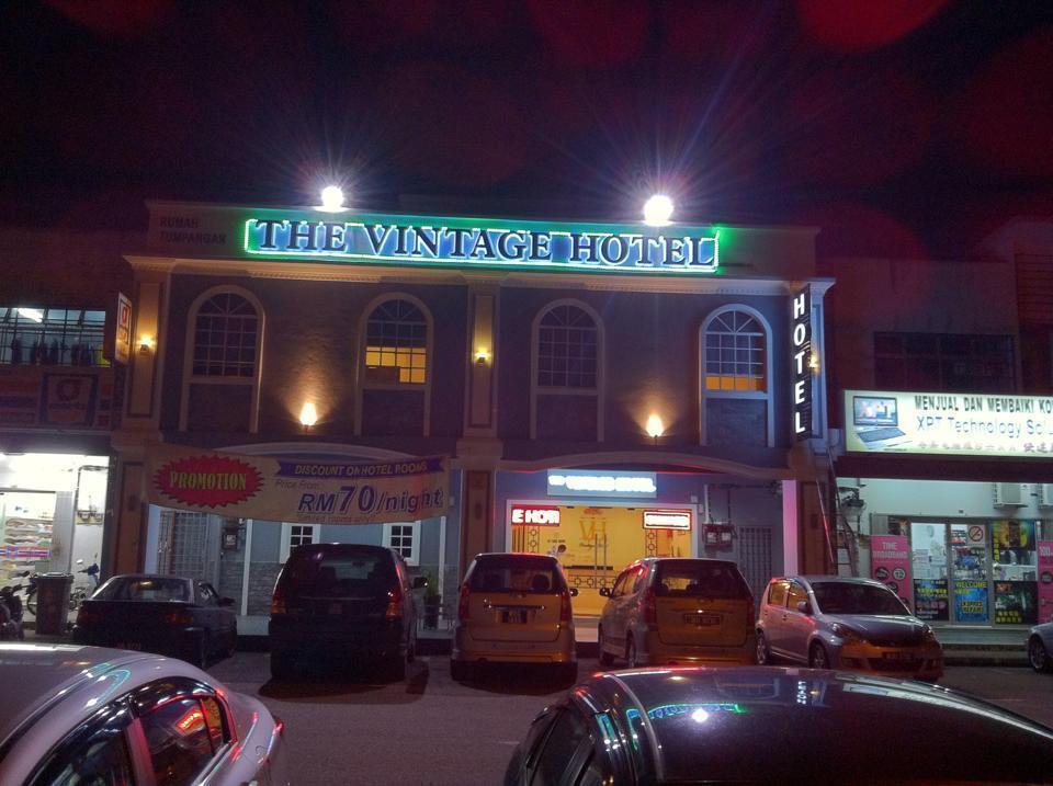 Super Oyo 596 The Vintage Hotel Johor Bahru Exterior photo